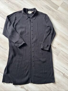Women’s Black Long Button-Front Knit Cardigan